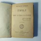 kniha Émile ou de l'éducation: tome premier [Francouzská verze knihy "Emil, čili o vychovávání"], Ernest Flammarion 1935