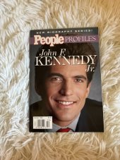 kniha John F. Kennedy Jr: People Profiles , Paperback 1999