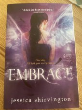 kniha Embrace, Sourcebooks Fire 2012