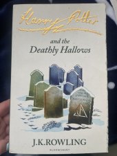 kniha Harry Potrer and the Deathly Hallows, Bloomsbury 2010