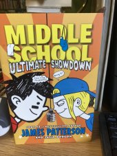 kniha Middle school Rafe´s aussie misadventure, Penguin 2015