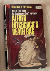 kniha Alfred Hitchcock's death bag, A Dell Book 1969