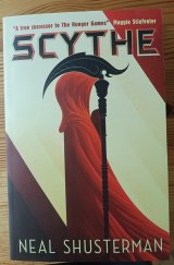 kniha Scythe, Walker Books 2018