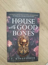 kniha A house with good bones, Titan Books 2024