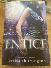 kniha Entice, Sourcebooks Fire 2013