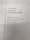 O teorii a praxi v literatuře